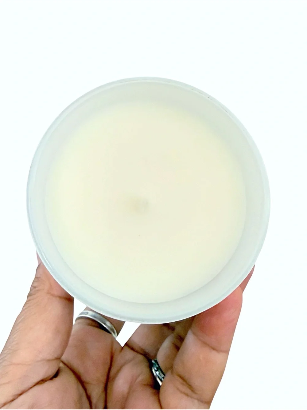Leoben Company Palo Santo Vanilla No. 18 Soy Candle - Cream